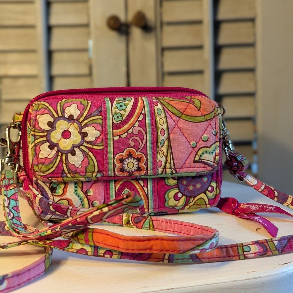 Vintage Vera Bradley crossbody wallet Pink Swirls pattern